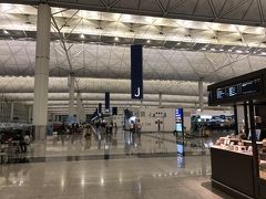 さて、香港空港には23分で着くから便利だ。

でもって、特にすることもないし、ささっと、セキュリティを抜ける。

そして、深夜発の羽田行きへ。