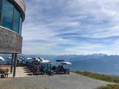 展望レストラン「Hoher Kasten Drehrestaurant und Seilbahn」

お天気だったので外のテラスが

寒くもなく気持ちよかったです