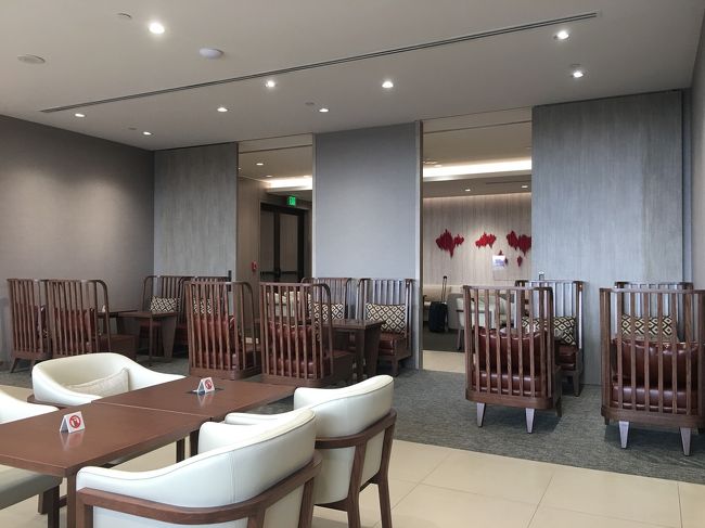 こじんまりとしたラウンジですが、綺麗でなにより。