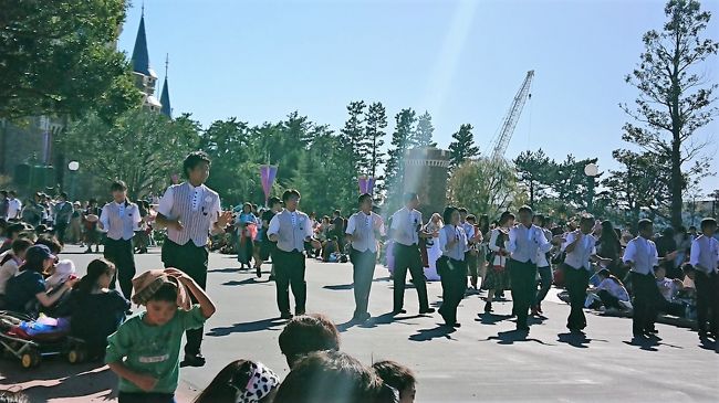 Hello 35周年 ディズニーランド 昼の部 東京ディズニーリゾート 千葉県 の旅行記 ブログ By Fuzzさん フォートラベル Hello 35周年 ディズニーランド 昼の部 東京ディズニーリゾート 千葉県 の旅行記 ブログ By Fuzzさん フォートラベル
