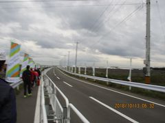 東北・みやぎ復興マラソン
会場バス停より会場の岩沼海浜緑地・北ブロックまでは徒歩５分。