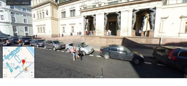 この支える銅像はGoolemapにアトランティと書いてある<br />A.=Iテレベネフ<br />新エルミタージュ正面玄関廊<br />男性柱　1840年代、花崗岩<br />