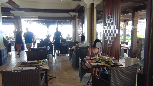 朝食です。プラチナベネフィットのおかげで無料にしてもらえます。