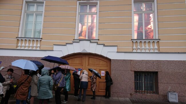 10:24　並ぶ必要がないのでギリギリに到着しましたがたくさん待ってる人がいてちょっと違和感<br />