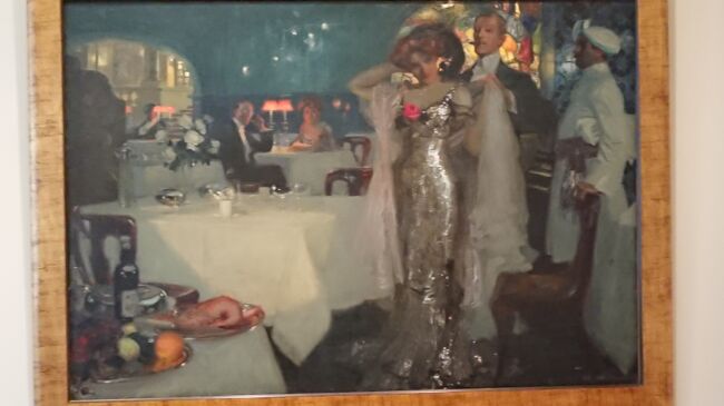 お気に入りの1点を<br />まるで電気でも使ってるようにひときわ輝いて光を放っていてガラスの反射している光の表現も絶妙なのよ<br />Charles Hoffbauer  1875-1957 <br />展示室ではIn London 1907 になってたけどHPではTitle: In the Restaurant<br />