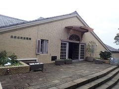途中にある長崎伝統芸能館の中を通って帰ります。ここもグラバー園の施設みたいです。