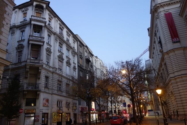 少し明るくなってきました。