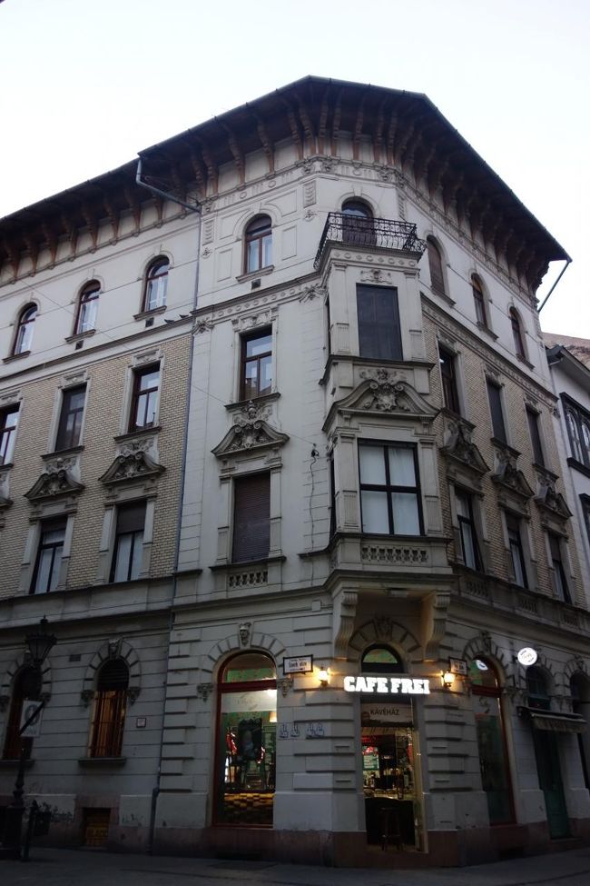 天使ちゃんがたくさんいる建物発見。