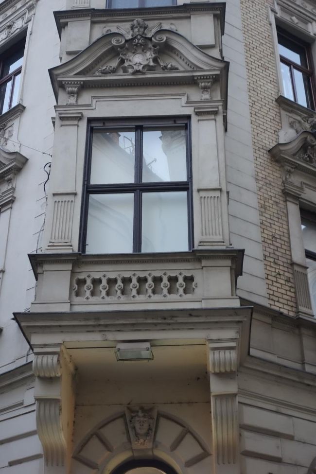 天使ちゃんがこっちを見ているよ。<br />こっちだよ！