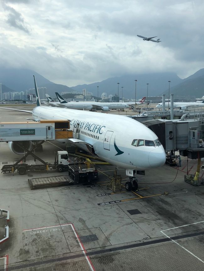 帰りの飛行機はちょっと旧型の飛行機です。