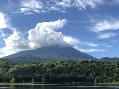 頭に雲かぶってますが、やはりかっこいいですね

一番好きな山です