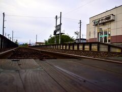 やって来ましたのは、美瑛駅の手前にあります朝の千代ケ岡駅