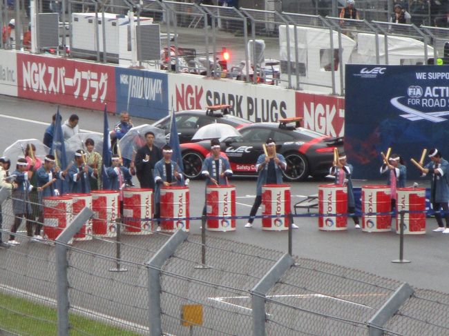 スタート進行です。<br /><br />太鼓ドンドコ。