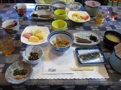 6:30
”ペンション愛花夢”の朝食。
しっかりした和食で食後にはコーヒーサービスもあり、とてもコスパのいい宿でした。