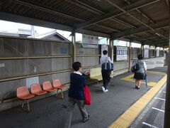 六軒駅。