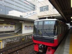 この電車の終点、犬山駅に到着。
犬山線、小牧線、広見線の接点であるターミナル駅。