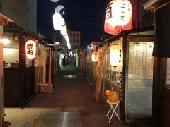 夜は有名な「北の屋台」でと考えていました。
しかし、行ってみると今週は【ししゃも】祭りみたいな。。
今が旬で、生のお寿司が食べられるのは今だけとのこと。

魚卵が苦手な私にはちょっと引いちゃって、
夜ごはんどうしよ？