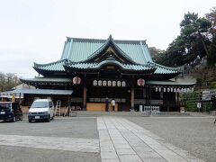 本坊本行寺本堂．