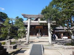 本丸には荘内神社があります。