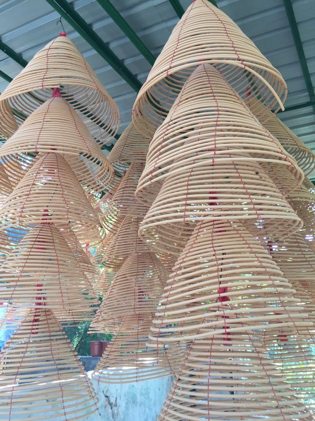 セナド広場辺りから20分くらい歩いて媽閣廟に来ました。<br />ここから世界遺産めぐりスタート。