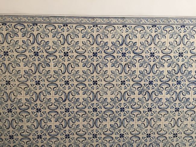 アズレージョ。<br />この色使い大好き。<br />これはドンペドロ5世劇場。