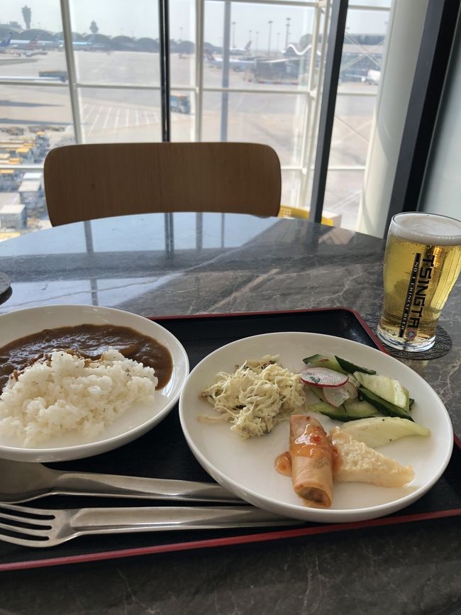 といいながら、ワンタン麺食べたのに、カレーを味見。<br />青島の冷たい生ビールが飲めたのは嬉しかったです。<br /><br />以上、お天気にも恵まれて、2泊3日のワリにはよく動いて、よく食べた旅でした。<br /><br />お付き合いいただき、ありがとうございました！<br /><br />