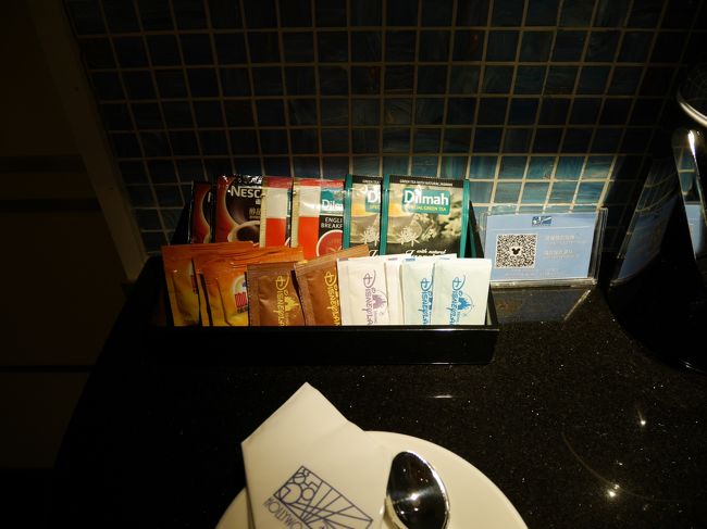 インスタントコーヒー、紅茶、ジャスミン茶