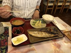 3日目朝食は朝7時から空いてる和食屋さん金八で！