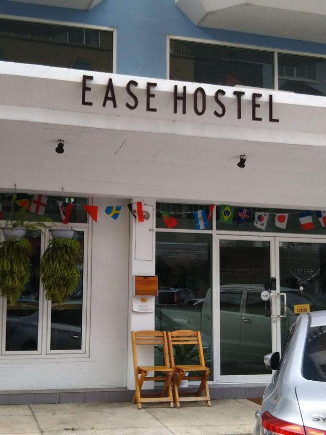 ３日目の朝。<br />若い女子パワー溢れるホステルを9時過ぎにチェックアウトしてBTSでプロンポンに向かいました。