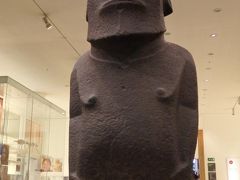 Room 24
Easter Island statue Hoa（イースター島の像）