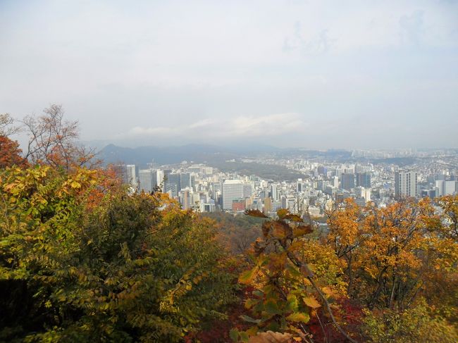 南山から見たソウル市内。