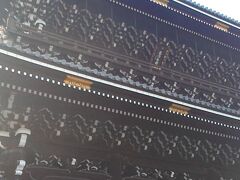 少し時間があったので　東本願寺へ。
デカい！デカすぎる！！