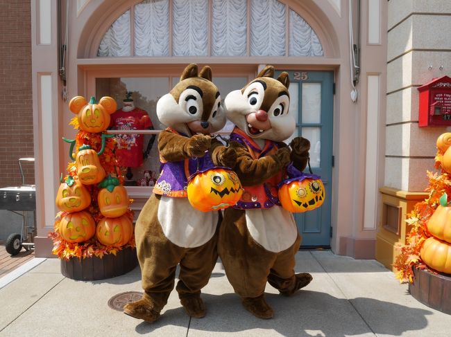 エンポーリアムの横でグリしていたチーデーに並びます。<br />こちらは30分程。<br />ラインカットせずにこの時間はずっとグリしていました。