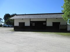 岩村藩校・知新館。