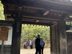 慈照寺こと銀閣寺へ

1482年、室町幕府八代将軍である足利義政によって創建されました
