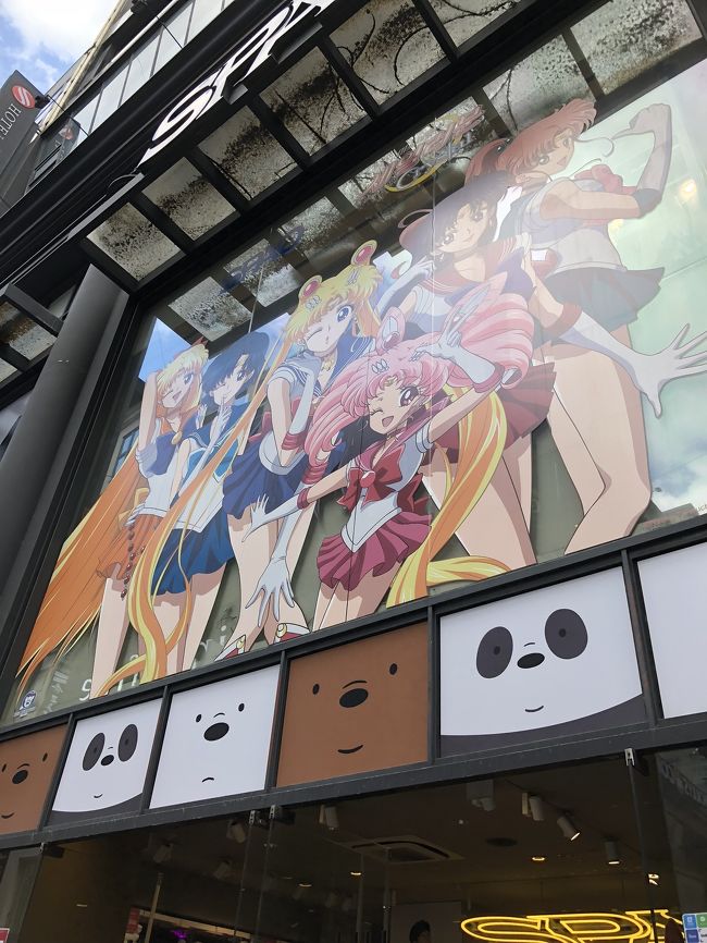 こちらのお店はセーラームーンコラボな模様