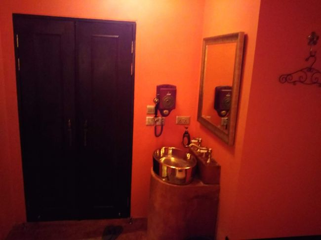 好みでしょうがヒーリングミュージックのない静寂、ハーバルボールの温度、室内のアロマ…<br />私には合わなかったようです。