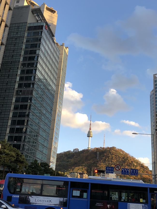 ソウルタワー<br /><br />日が傾いてきた