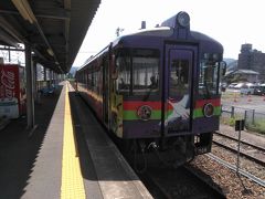 ●京都丹後鉄道 西舞鶴駅

JR西舞鶴駅に隣接する京都丹後鉄道の西舞鶴駅。
豊岡行の列車に乗り込みます。
台風の影響でバスで代行輸送していた区間がありましたが、数日前、全面復旧しました。