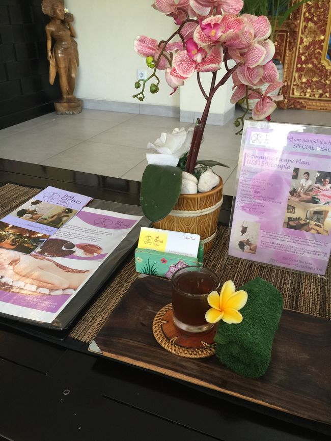 朝9時半にクタのオーキッドスパから送迎の車が来ました。5時間スパに行ってきまーす