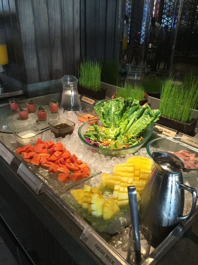 朝はやっぱりフルーツ