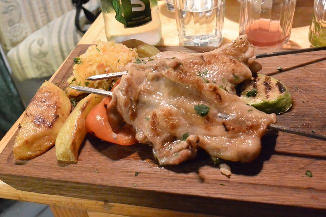 ボスニア料理レストラン『Inat Kuca』のチキン（No.6）