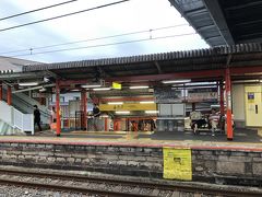 伏見稲荷の駅は、駅が可愛らしいです。