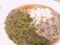 朝食に蕎麦を食べました。
ながも蕎麦
ながもがトロッとしていて美味しいです。