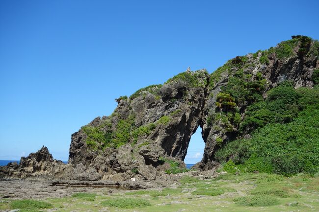 マルタ・ゴゾ島にあるアズールウインドウのようでした。
