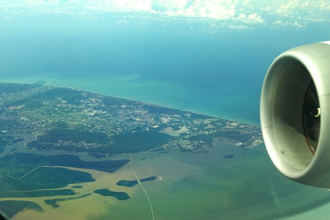 地上がハッキリ見えてます。<br />この島にもいつか行ってみたいです。<br />