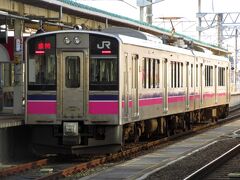 角館から大曲までわずか12分ですが、新幹線こまちで移動しました。写真の田沢湖線の普通電車は1日数本しか運転されていません。