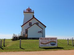 その時に見えてきた灯台がここ、Wood Islands Lighthouse
プリンスエドワード島とノバスコシアの間、ノーサンバーランド海峡を行き交う船や地元漁師の為に、1876年に建造されたました。