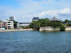 餌やり禁止で「桟橋に立つ、俺の肩から海鳥たちが飛び立ってゆく。」（光進丸より）みたいな光景はなくなりましたが、正午発の遊覧船で、松島を出港！