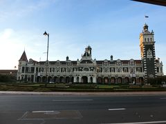 ダニーデン駅です